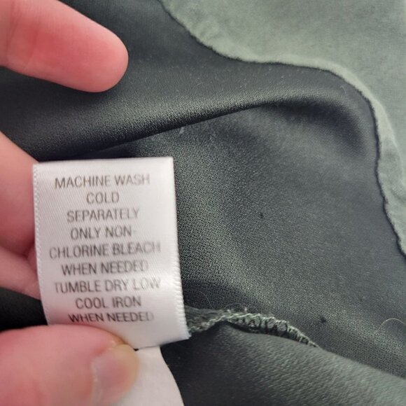 Croft & Barrow Women's Dark Green Faux Suede Feeling Zip Up Over Shirt Size M - Picture 12 of 13